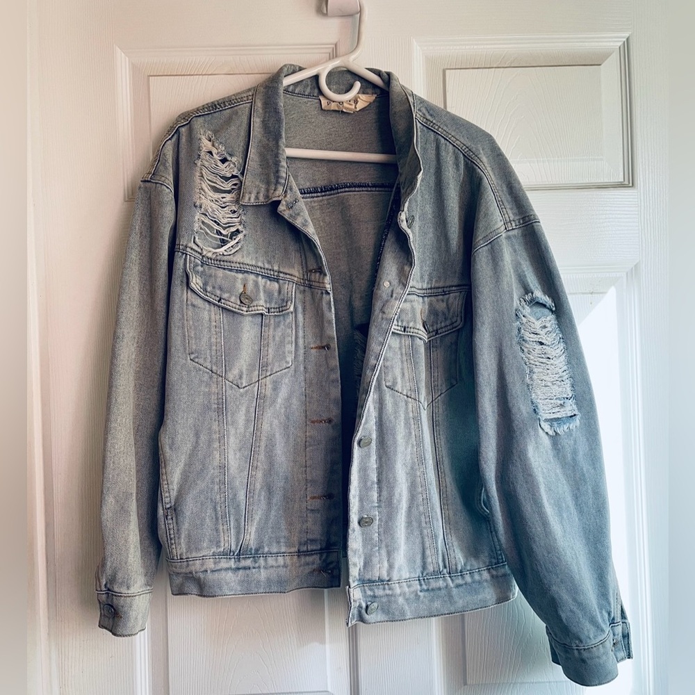 Promesa Jean Jacket Distressed
